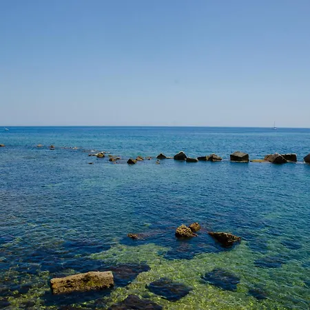Triscele -